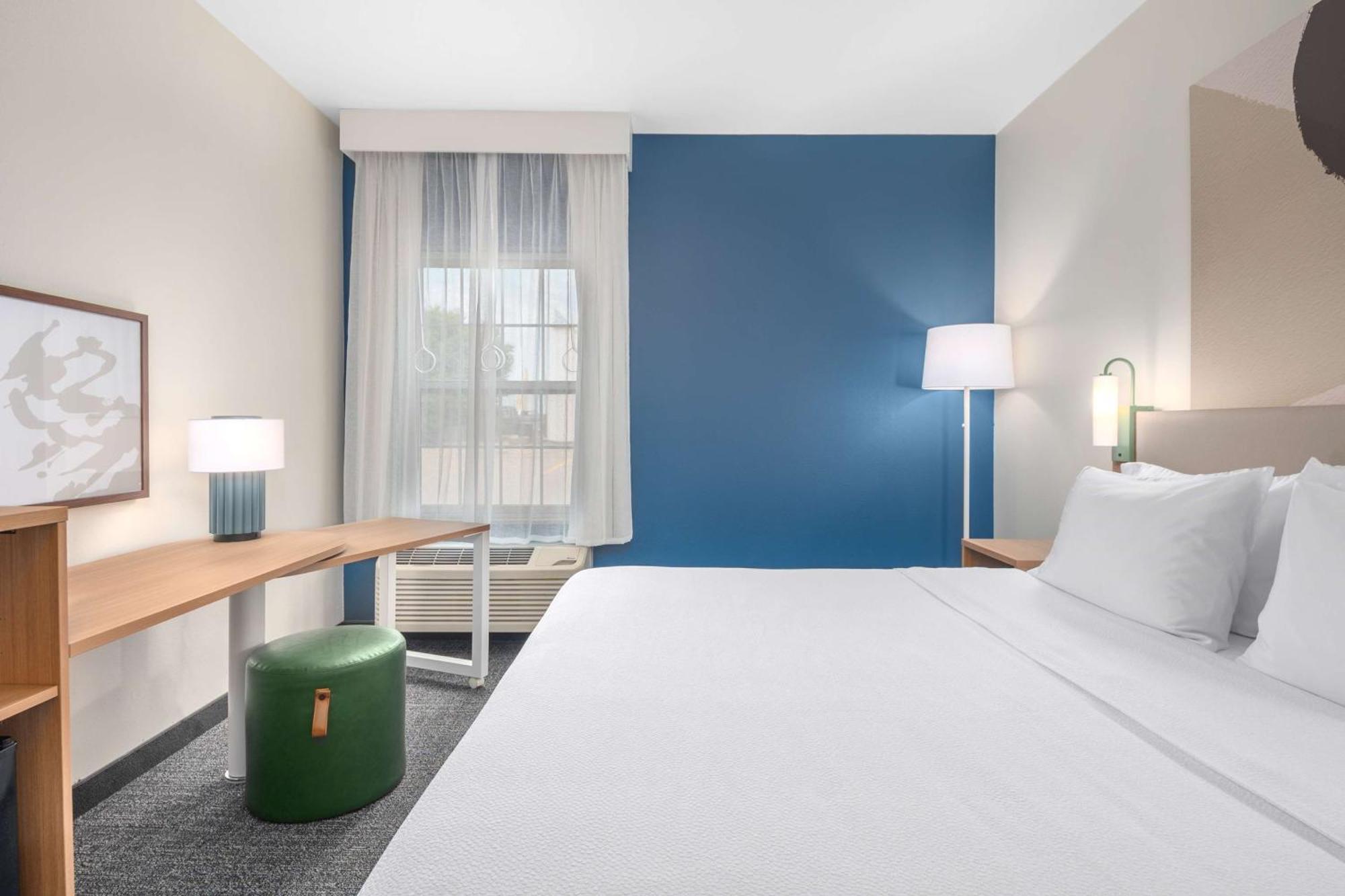 Spark By Hilton מינוט מראה חיצוני תמונה