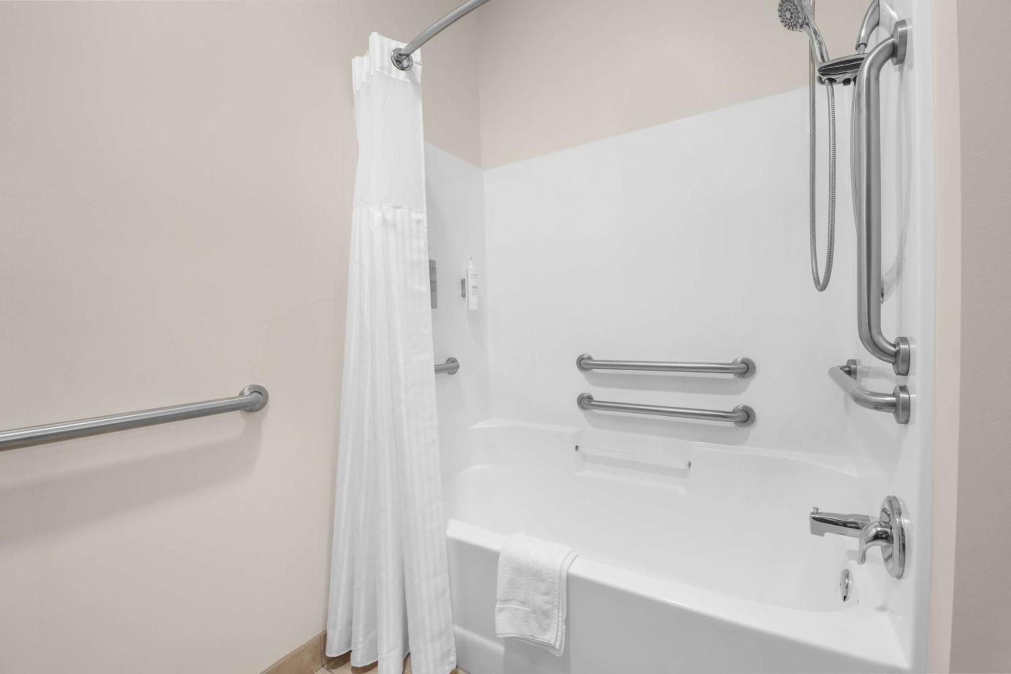 Spark By Hilton מינוט מראה חיצוני תמונה